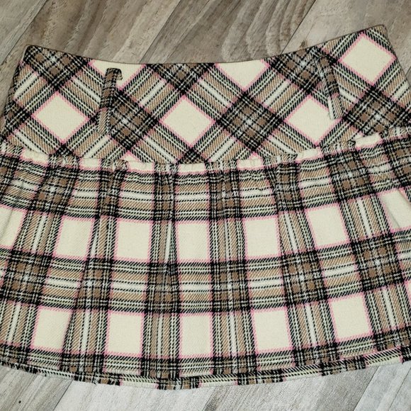 AE White/Brown Pleated Plaid/Tartan Skirt/Kilt